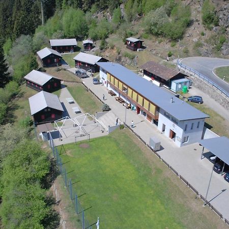 Touring Club Svizzero - Sezione Ticino Hostel Quinto Exterior photo