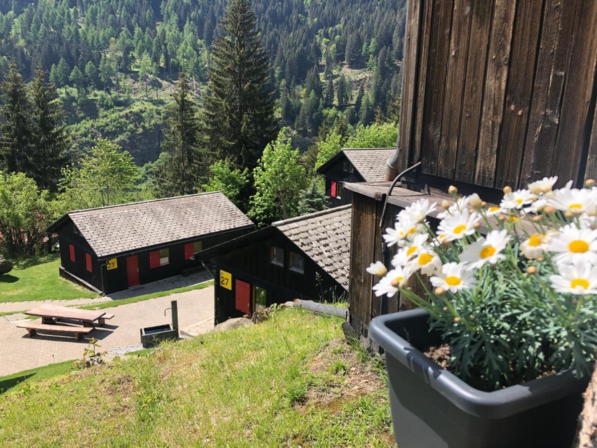 Touring Club Svizzero - Sezione Ticino Hostel Quinto Exterior photo